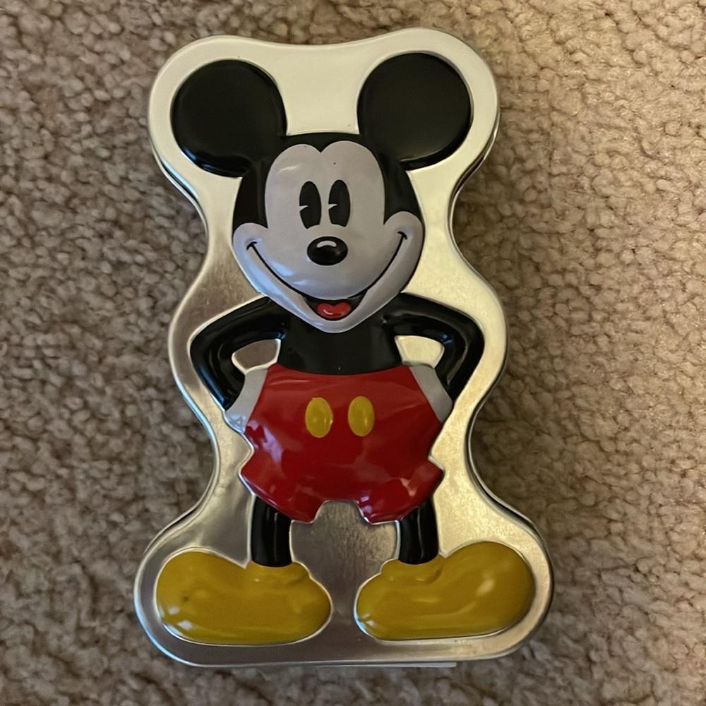 Disney Christmas Watch - Picture 2 of 4